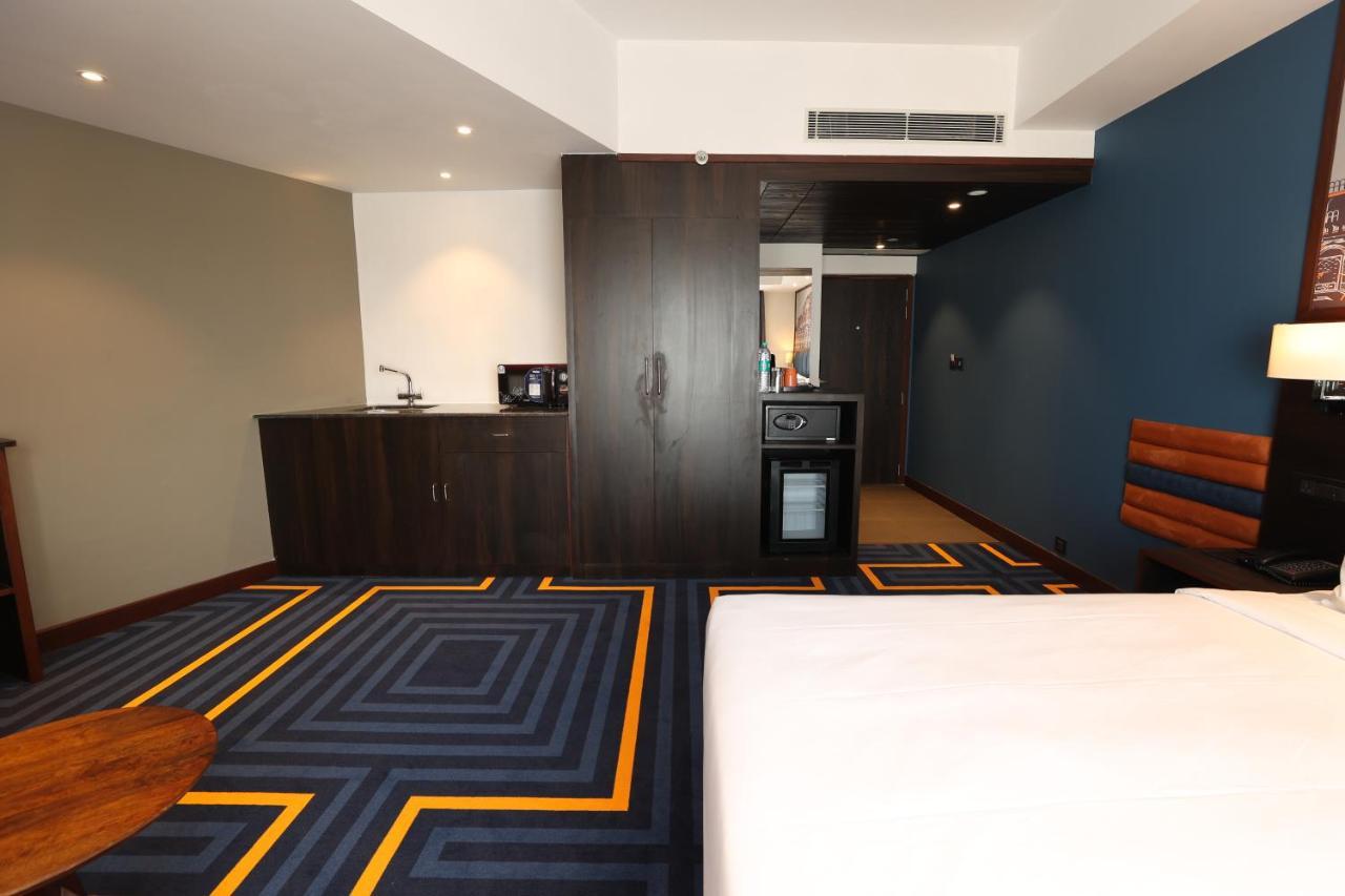 Holiday Inn Express & Suites Jaipur Gopalpura Eksteriør billede