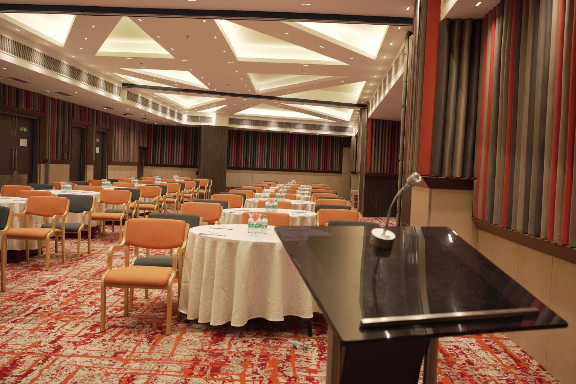 Holiday Inn Express & Suites Jaipur Gopalpura Eksteriør billede