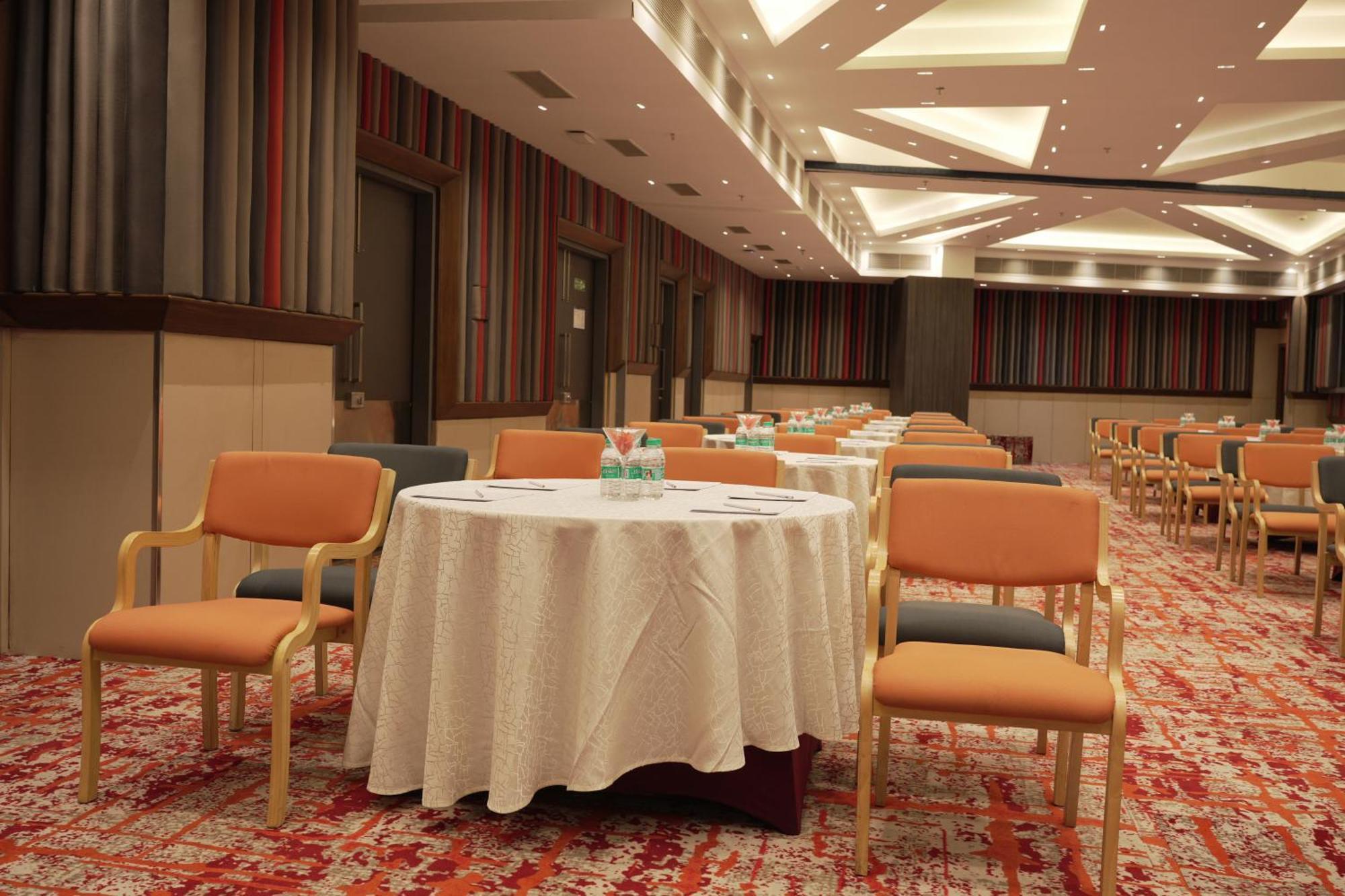 Holiday Inn Express & Suites Jaipur Gopalpura Eksteriør billede